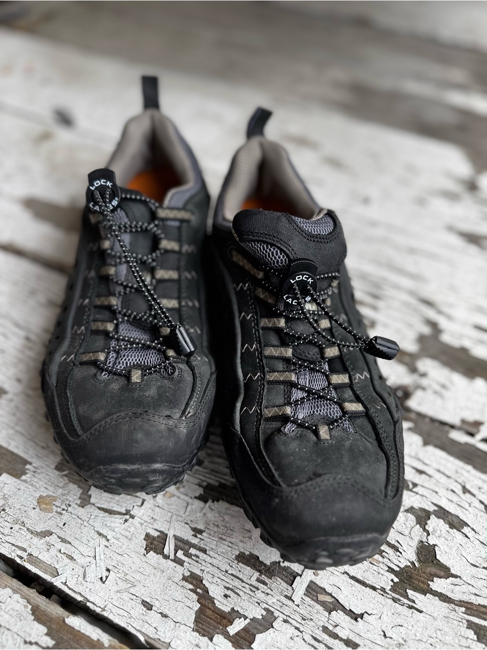 Merrell Men's Black and Gray Athletic Trail Shoes with Quick-Lock Cord